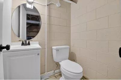 2303  Lawn St, Racine, WI 53404 - Photo 19