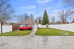 3300 S 66th St, Milwaukee, WI 53219 - Photo 29