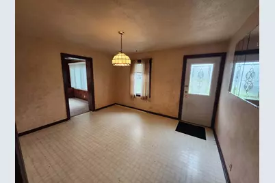 1606  Main St, Racine, WI 53182 - Photo 9