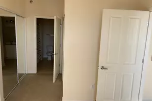 4110 S Lake Dr, Saint Francis, WI 53235 - Photo 7