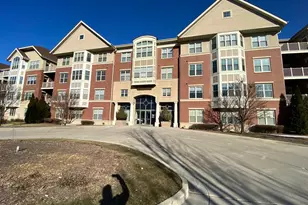 4110 S Lake Dr, Saint Francis, WI 53235 - Photo 1