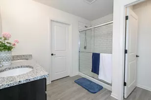 W241N5660 Maple Grove Ln, Sussex, WI 53089 - Photo 17