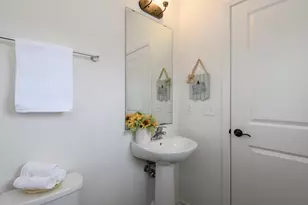W241N5660 Maple Grove Ln, Sussex, WI 53089 - Photo 13