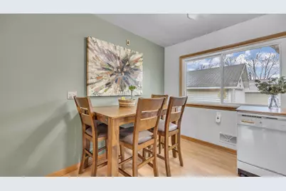 394  Wilson Ave, Fond du Lac, WI 54935 - Photo 5