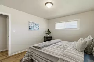 10325 W Silver Spring Dr, Milwaukee, WI 53225 - Photo 19