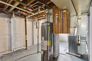 10325 W Silver Spring Dr, Milwaukee, WI 53225 - Photo 33