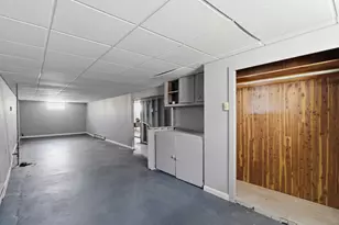 10325 W Silver Spring Dr, Milwaukee, WI 53225 - Photo 27