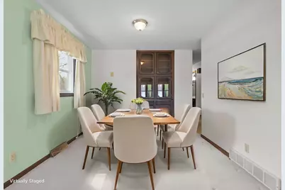 301 W Westlawn Ave, Elkhorn, WI 53121 - Photo 5