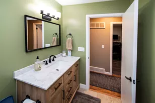 1707 Wind Dale Dr, Racine, WI 53402 - Photo 29