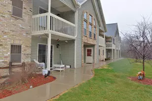 3650 E Barbara Ct, Oak Creek, WI 53154 - Photo 1