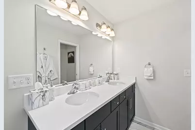 1868  Forestview Ct, Lake Geneva, WI 53147 - Photo 17
