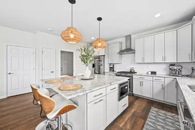 1868  Forestview Ct, Lake Geneva, WI 53147 - Photo 9