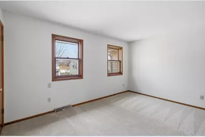 2017  Woodburn Rd #B, Waukesha, WI 53188 - Photo 19