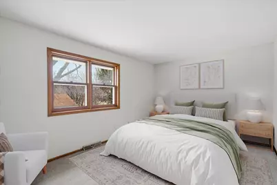 2017  Woodburn Rd #B, Waukesha, WI 53188 - Photo 25