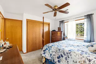 9390 W Loomis Rd, Franklin, WI 53132 - Photo 13