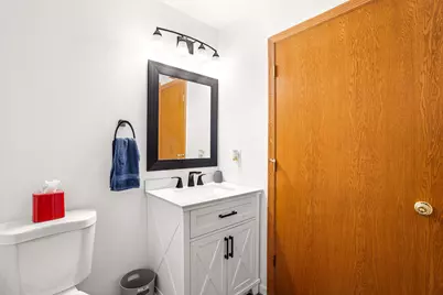 9390 W Loomis Rd #3, Franklin, WI 53132 - Photo 19