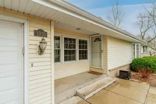 1970 N 166th St, Brookfield, WI 53005 - Photo 31