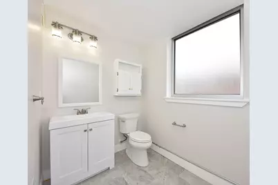 122 S Webster St, Port Washington, WI 53074 - Photo 15