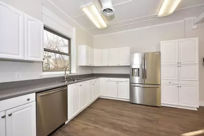 122 S Webster St, Port Washington, WI 53074 - Photo 5