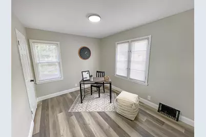 7004 W Arthur Ave, West Allis, WI 53219 - Photo 9