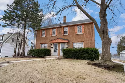 2135 S S 102 St #2137, West Allis, WI 53227 - Photo 1