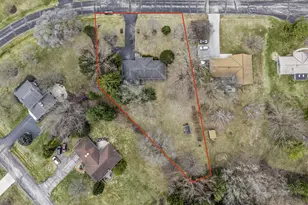 W256N5948 Windy Pass Dr, Lisbon, WI 53089 - Photo 7