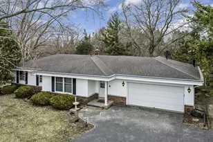 W256N5948 Windy Pass Dr, Lisbon, WI 53089 - Photo 1