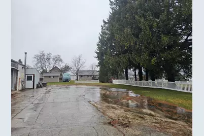 108 S 4th Ave, Saint Nazianz, WI 54232 - Photo 3