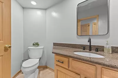 1604  Auburn Ct, Waukesha, WI 53189 - Photo 19