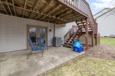 512  Frederick Ct, Oconomowoc, WI 53066 - Photo 5