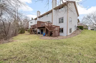 512 Frederick Ct, Oconomowoc, WI 53066 - Photo 3