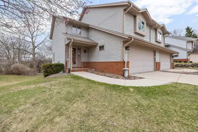512  Frederick Ct, Oconomowoc, WI 53066 - Photo 7