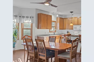 218  Potter Rd #201, Elkhorn, WI 53121 - Photo 15