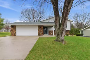 438 Emmer St, Mayville, WI 53050 - Photo 21