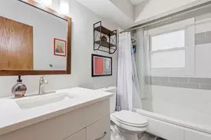 5633 W Oklahoma Ave, Milwaukee, WI 53219 - Photo 7