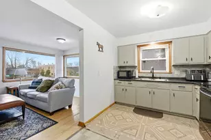 5633 W Oklahoma Ave, Milwaukee, WI 53219 - Photo 9