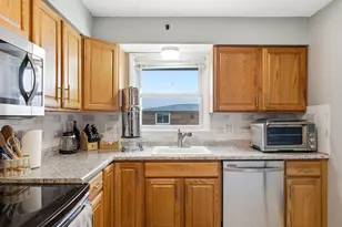 5633 W Oklahoma Ave, Milwaukee, WI 53219 - Photo 17