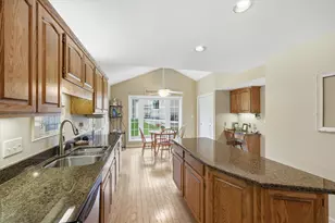 W268N1935 Shooting Star Rd, Pewaukee, WI 53072 - Photo 21