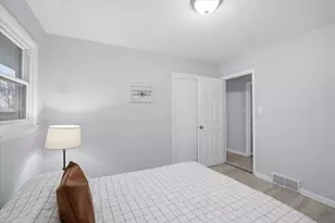 4979 W Dean Rd, Milwaukee, WI 53223 - Photo 15