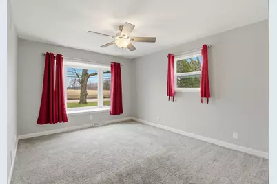 10415  22nd Ave, Pleasant Prairie, WI 53158 - Photo 5