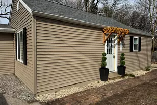 33312 Fairview Ct, Burlington, WI 53105 - Photo 3