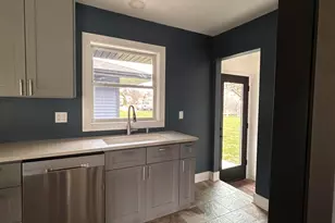 W1350 Honey Suckle Rd, Bloomfield, WI 53128 - Photo 11