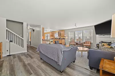 947  Voss Rd, Elkhorn, WI 53121 - Photo 13