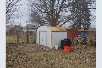 1218 S 10th St, Manitowoc, WI 54220 - Photo 19