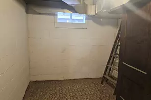 1218 S 10th St, Manitowoc, WI 54220 - Photo 17