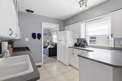 3803 S Lenox St, Milwaukee, WI 53207 - Photo 7