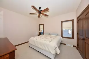 W269N2762 Lelah Ave, Pewaukee, WI 53072 - Photo 17