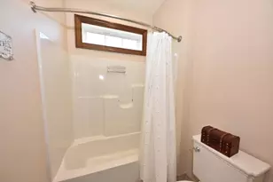 W269N2762 Lelah Ave, Pewaukee, WI 53072 - Photo 15
