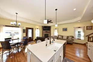 W269N2762 Lelah Ave, Pewaukee, WI 53072 - Photo 9