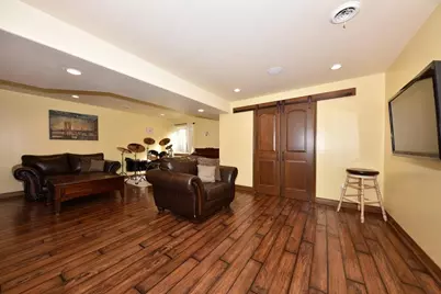 W269N2762  Lelah Ave, Pewaukee, WI 53072 - Photo 33